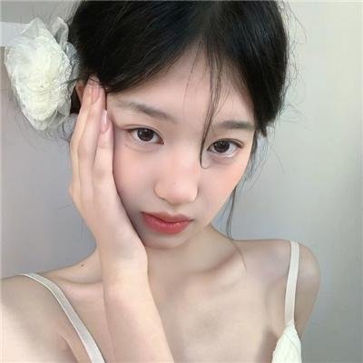 让叶兰在空中飞舞 海报